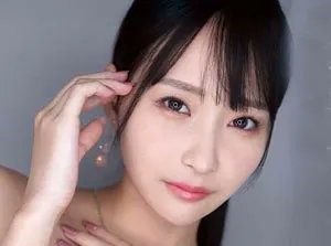 美織あん – 現役看護師の癒し系美貌と大胆な魅力、新星の輝くデビュー